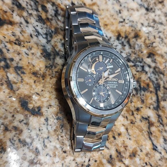 Seiko Coutura Perpetual Solar Watch Model V198-0AB0 Stainless Steel - Picture 14 of 15